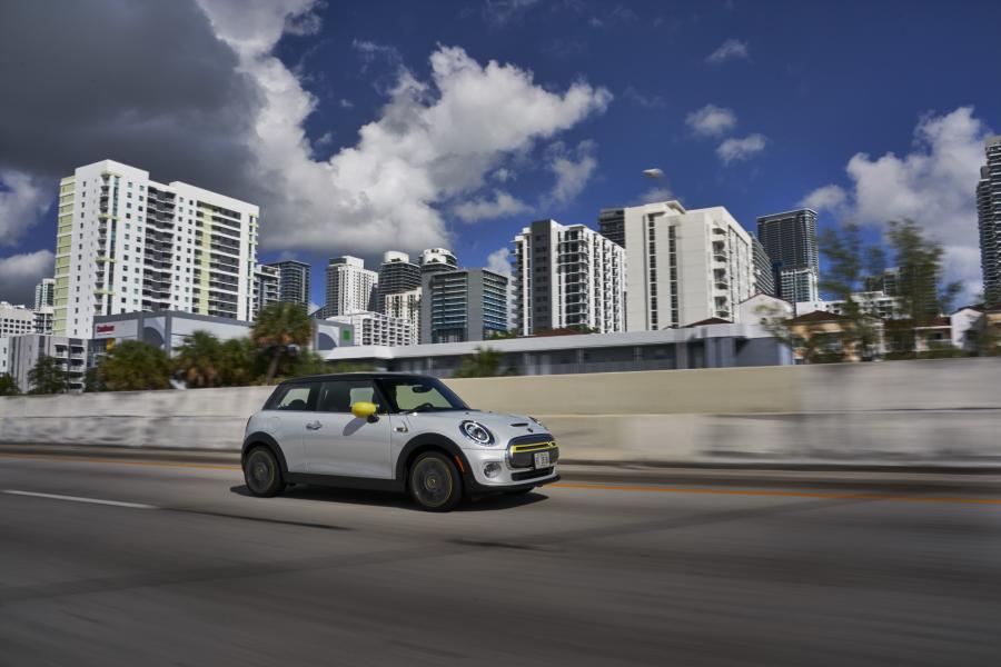  Mini Cooper SE (F56) 2020 года  (NA) (фото 111 из 342)